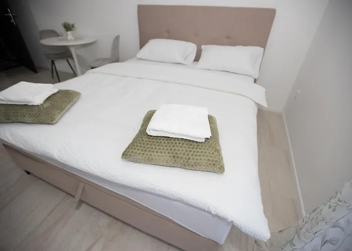 Trio شقة تريبينيي