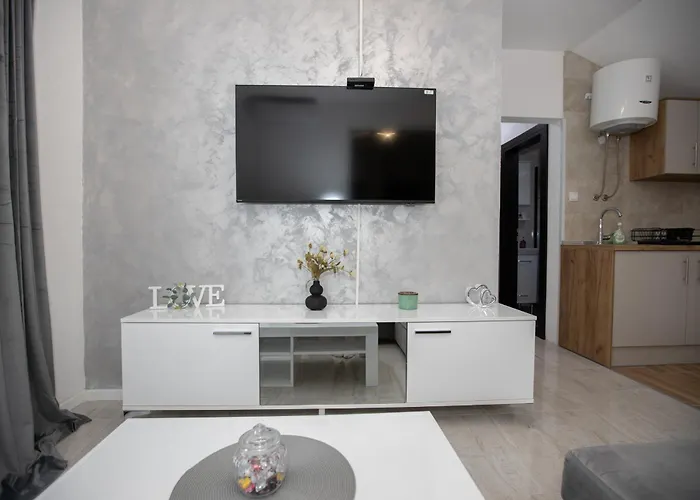 Trio * تريبينيي